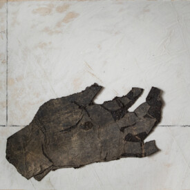 23.5 x 30.5 cm 2023