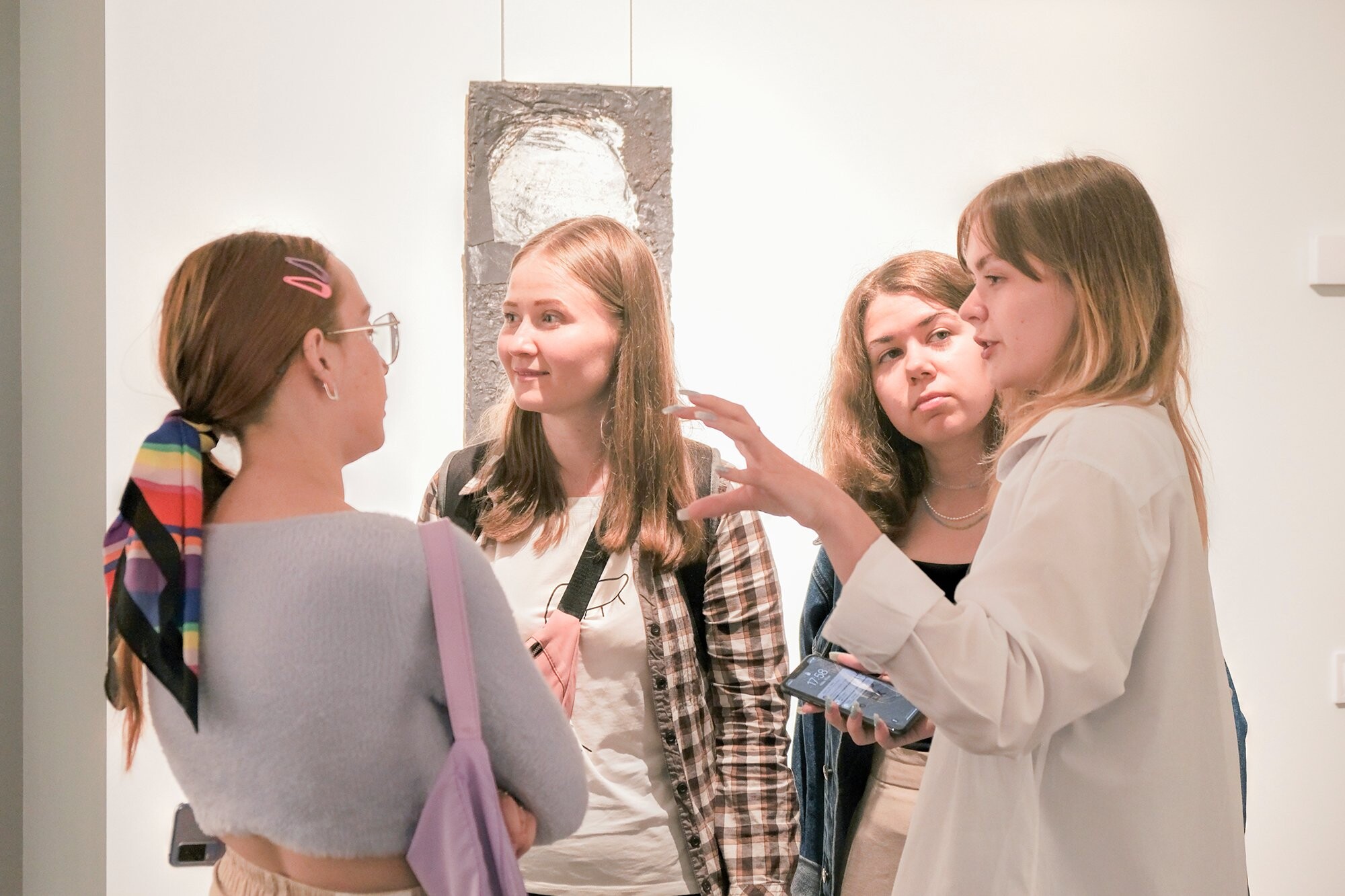 Presentation of the "Relative Security" project at Imagine Point gallery