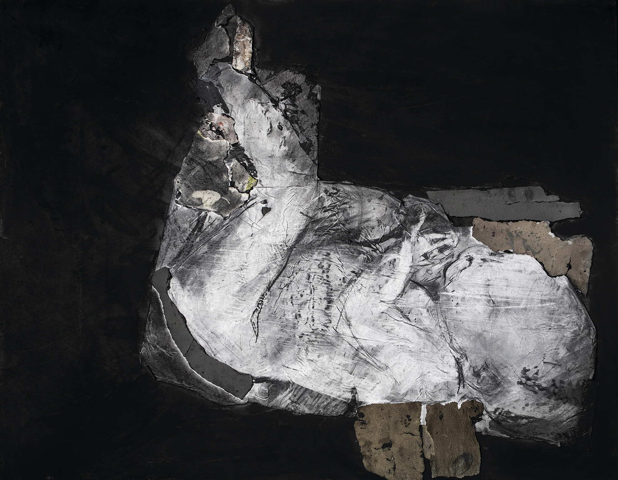 PROJECT "RELATIVE SECURITY" AT THE MUHI AWARD WINNERS EXHIBITION 2021 IN PARIS